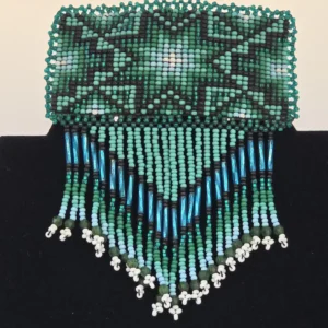 Collar artesanal verde
