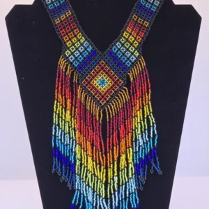 Collar artesanal colgante multicolor