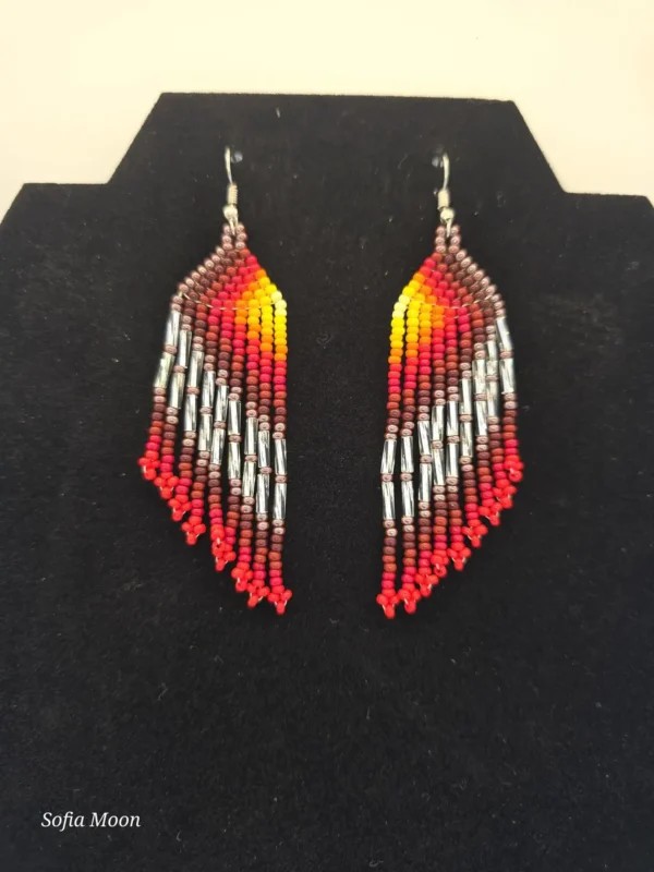Juego de collar ancho y aretes de cuentas con flecos de colores - Imagen 2