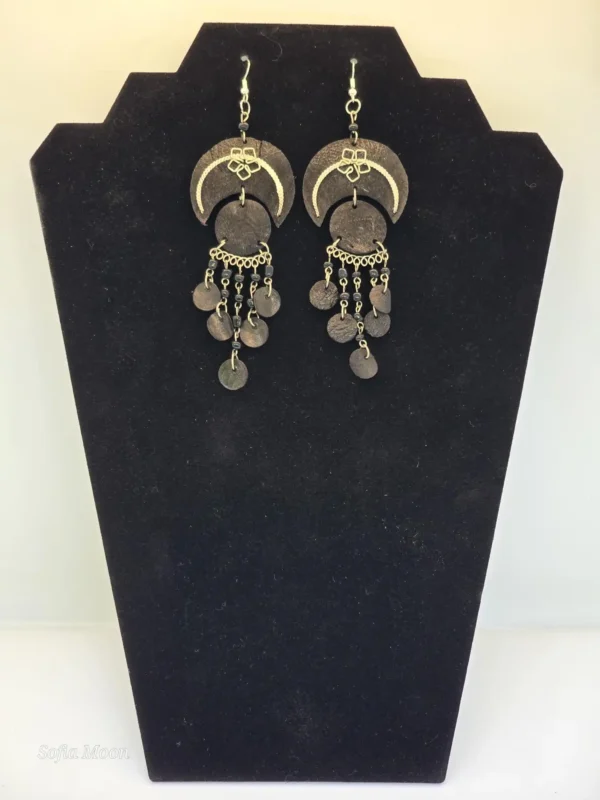 Collar y aretes colgantes de madera y dijes circulares - Imagen 3